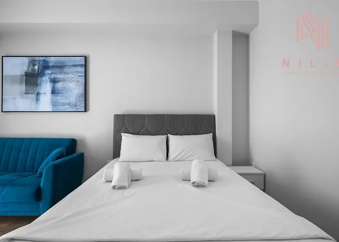 Arama, Nilie Hospitality Mgmt